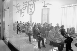 今年我省將進一步加強婦幼健康服務(wù)體系和服務(wù)能力建設(shè)。本報首席記者 王鳳偉 攝