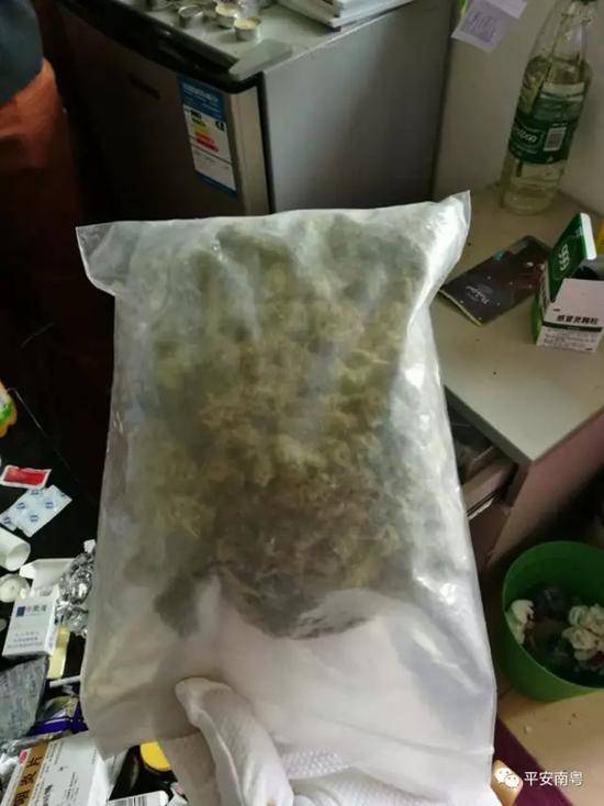 外籍男子在廣州裸跑傷人 牽出種植販賣大麻團(tuán)伙